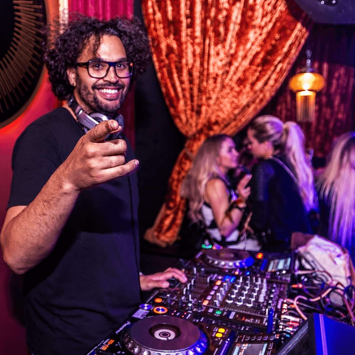 DJ Mike